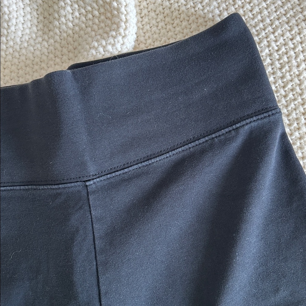 {Nike} 8 inch High Rise Black Bike Shorts - Picture 3 of 6